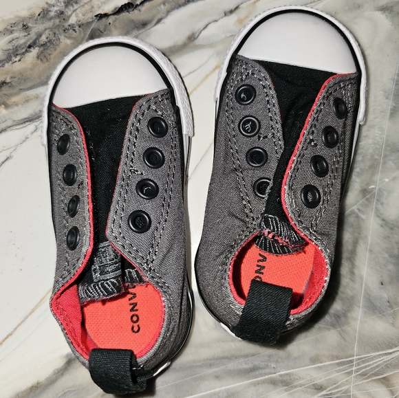 Converse Other - Converse Chuck Taylor All Star Slip-On Sneakers